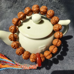 龙纹桃核手串秦岭野生宽脐爆肚玉龙脊流行首饰时尚饰品2024新品