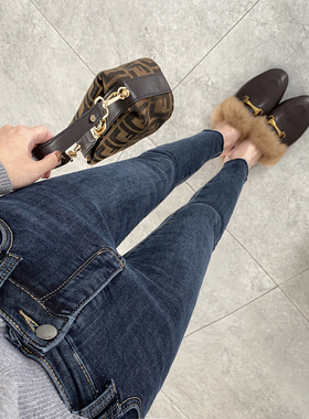 2026秋冬蓝灰色新款百搭牛仔裤女铅笔小脚毛边显瘦牛仔裤女