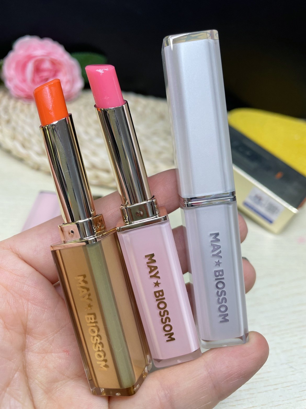 新款美葆莱细管晶璀璨滋润唇膏保湿温变口红桔红显白素颜乌梅子酱