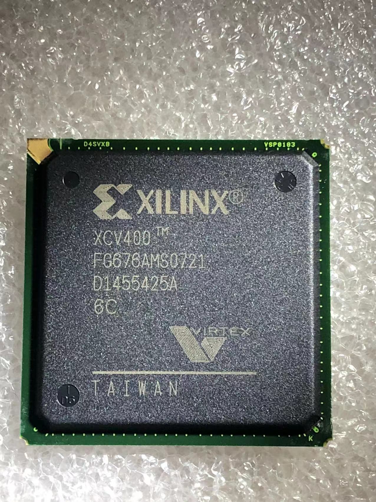 XCV400-6FGG676C BGA 原装现货热卖 XCV400-6FGG676C BGA