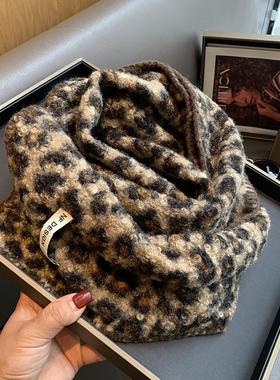 围巾女冬季豹纹暖融融摇粒绒双面加厚包边秋冬长款外搭披肩围脖潮