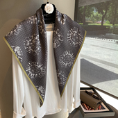 韩国腰果拼色三角形斜纹封腰屁帘丝巾披肩女四季 通用围脖领巾