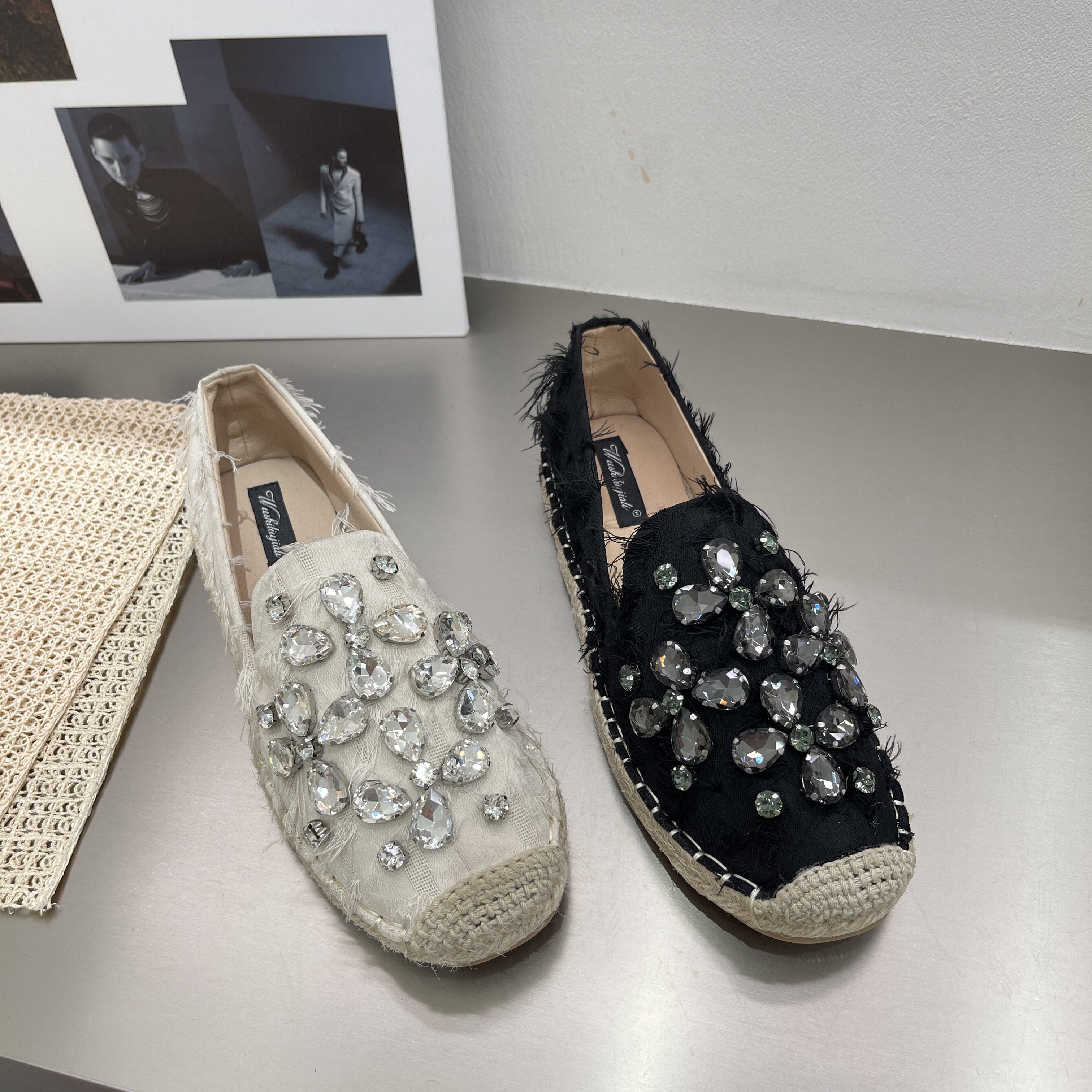 渔夫鞋女2023年春秋新款圆头一脚蹬乐福鞋水钻装饰平底休闲单鞋女,女鞋,浅口单鞋,淘宝优惠券,粉丝福利购,淘宝优惠卷