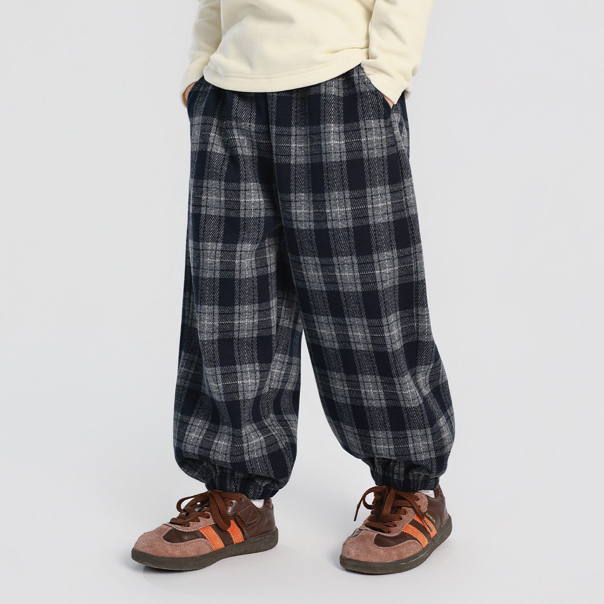 男童裤子运动裤卫裤春秋款2026春装新款儿童中大童春季格子休闲裤