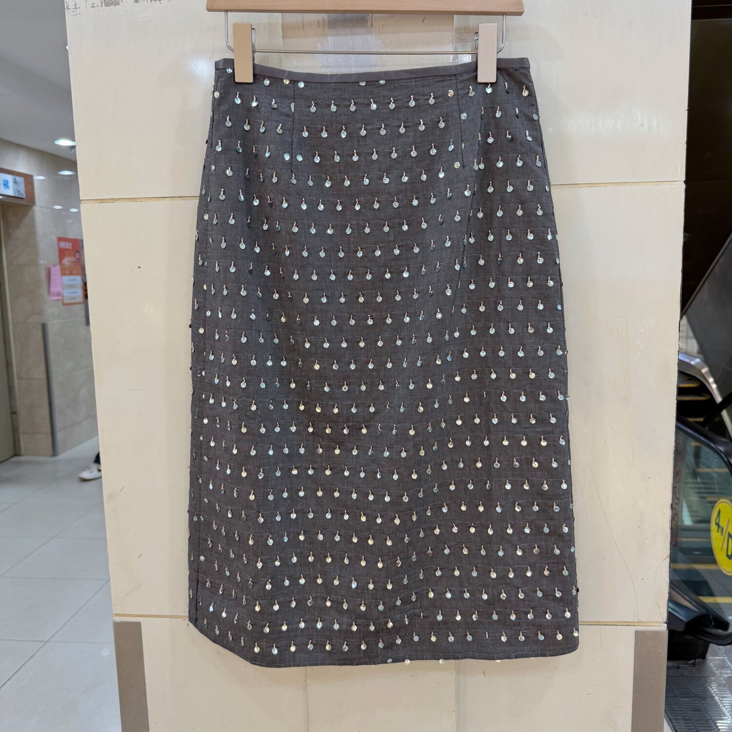 7816欧洲站高级感重工钉亮片波点半身裙女高腰显瘦中长款半裙26秋