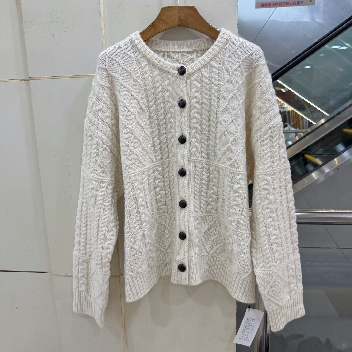 K-3187 单排扣圆领菱形花蝙蝠袖休闲阔版减龄羊毛羊绒毛衣外套秋