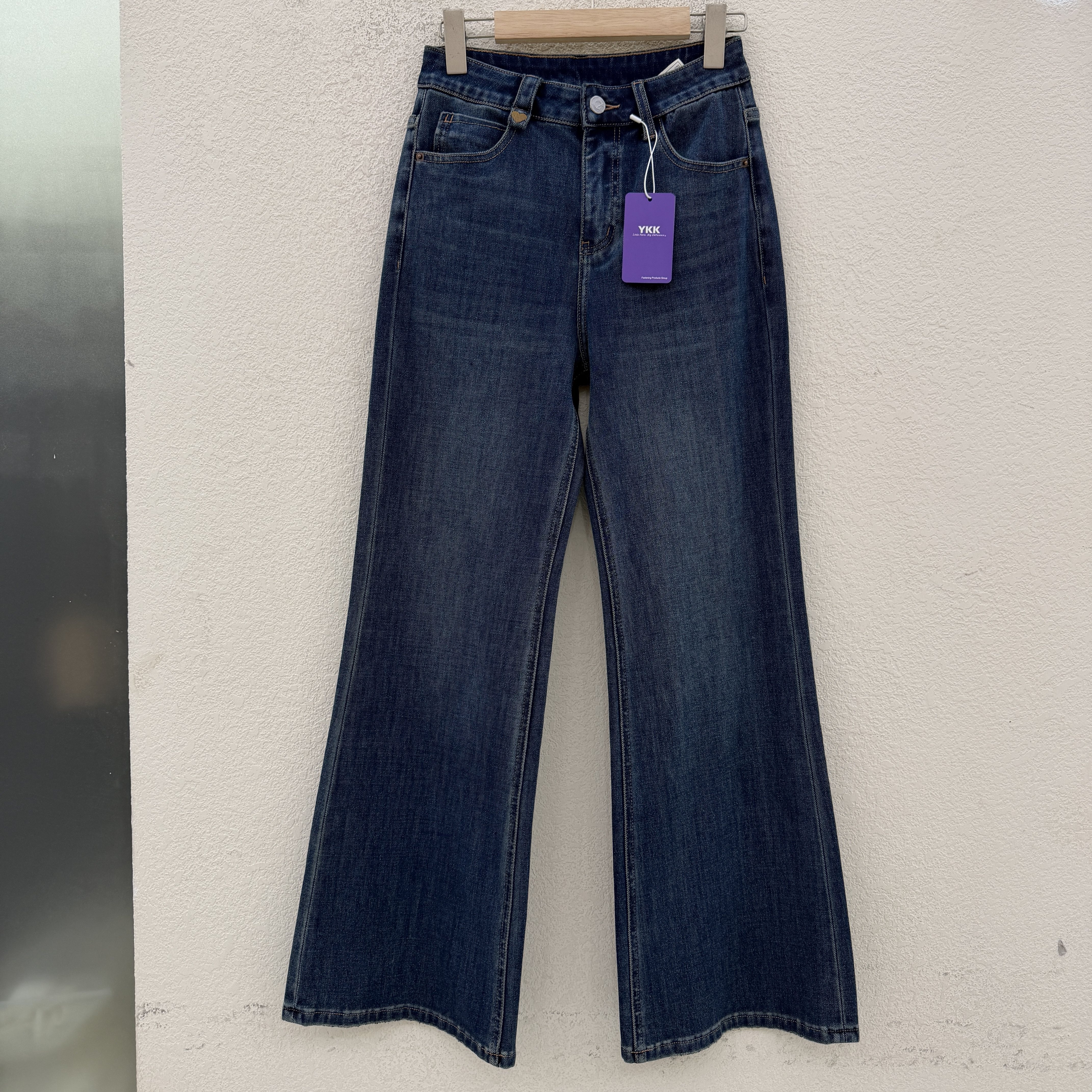 JEANS易人86025宽松微喇牛仔裤女2026秋季新款高腰四面弹筒叭长裤