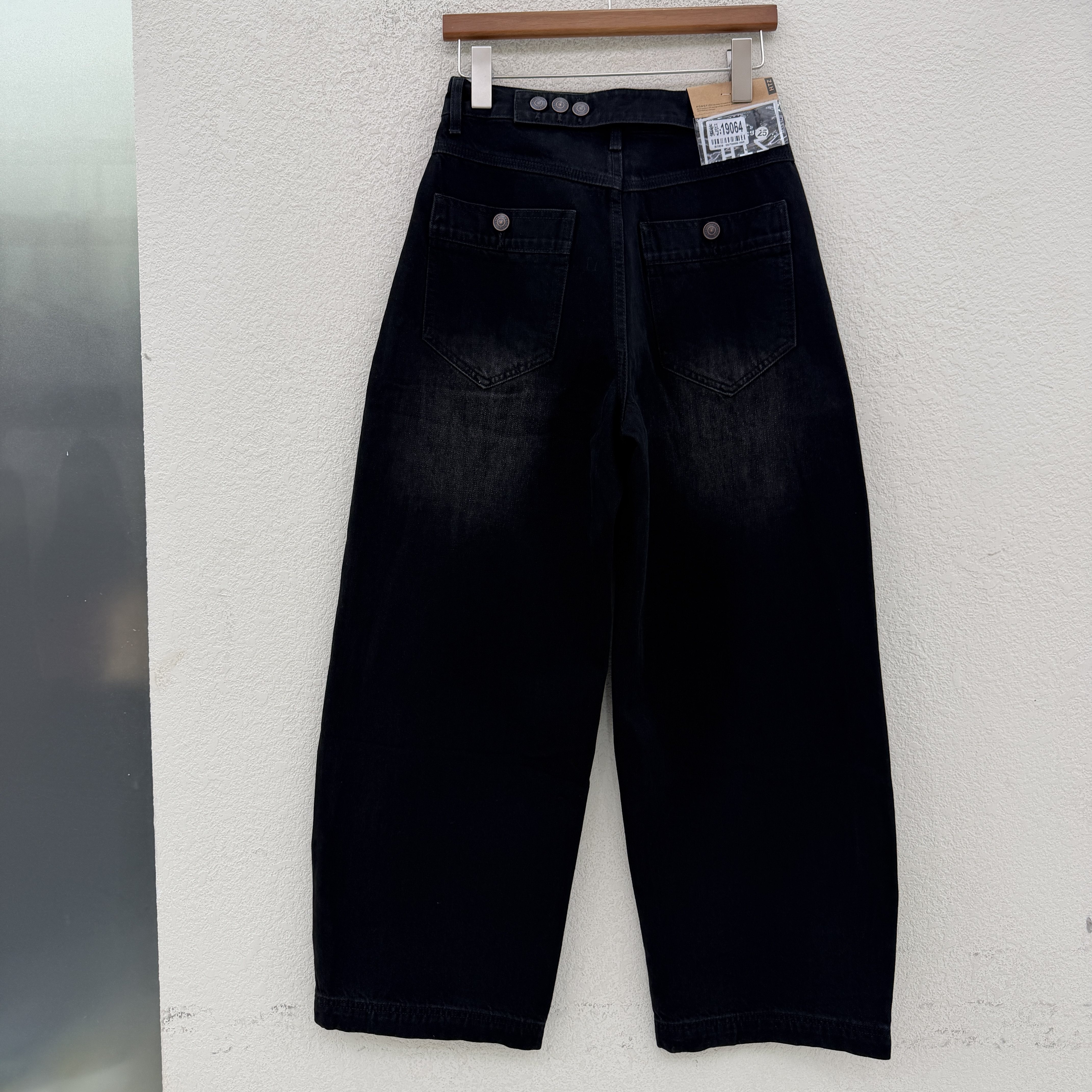 2026秋款JEANS红提子19064牛仔裤女黑灰色弯刀裤高腰压线纽扣长裤