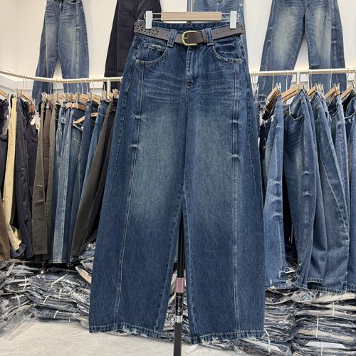 YAK阿里莎莎87890 秋款正品韩版高腰显瘦宽松磨破弯刀裤女牛仔裤