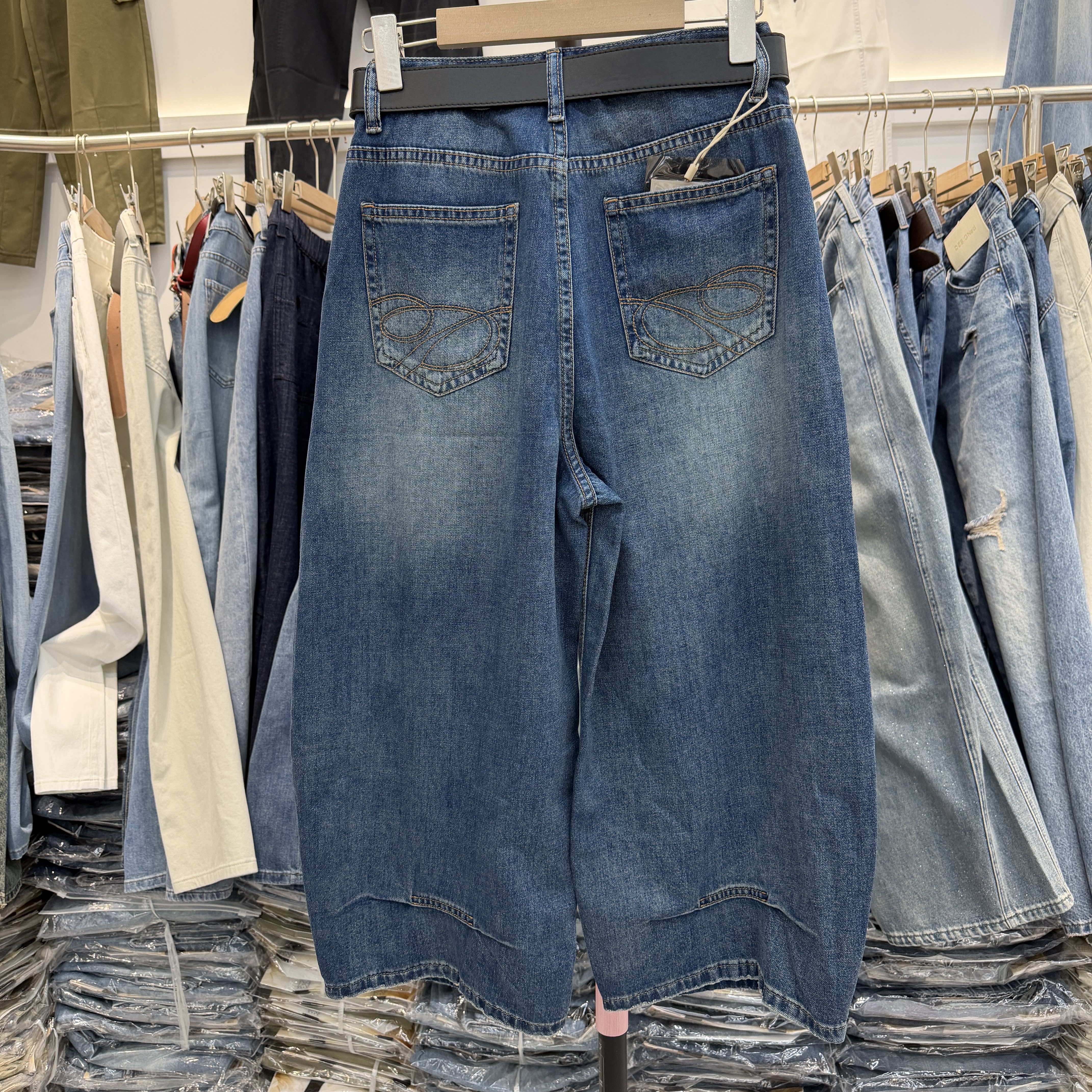 JEANS阿凡牛5718浅蓝色九分直筒牛仔裤女水洗弯刀裤2026夏新款