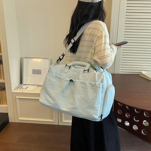 纯色大容量轻便短途旅行袋
