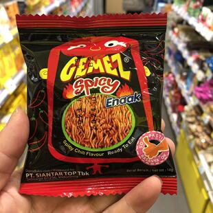 零食优选很忙印尼进口GEMEZ小鸡火辣干脆面烧烤鸡肉味点心14克包