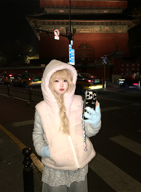 JMJ 韩系爱心刺绣毛绒连帽棉马甲女冬季保暖休闲百搭慵懒叠穿外套