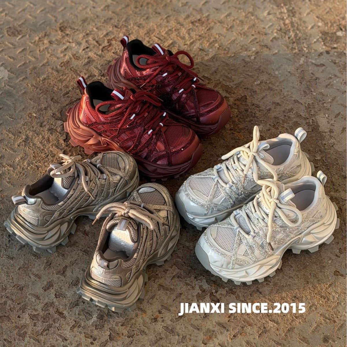 欧洲站镶钻增高老爹鞋女2026新款透气水钻户外登山休闲运动鞋潮,女鞋,时尚休闲鞋,淘宝优惠券,粉丝福利购,淘宝优惠卷