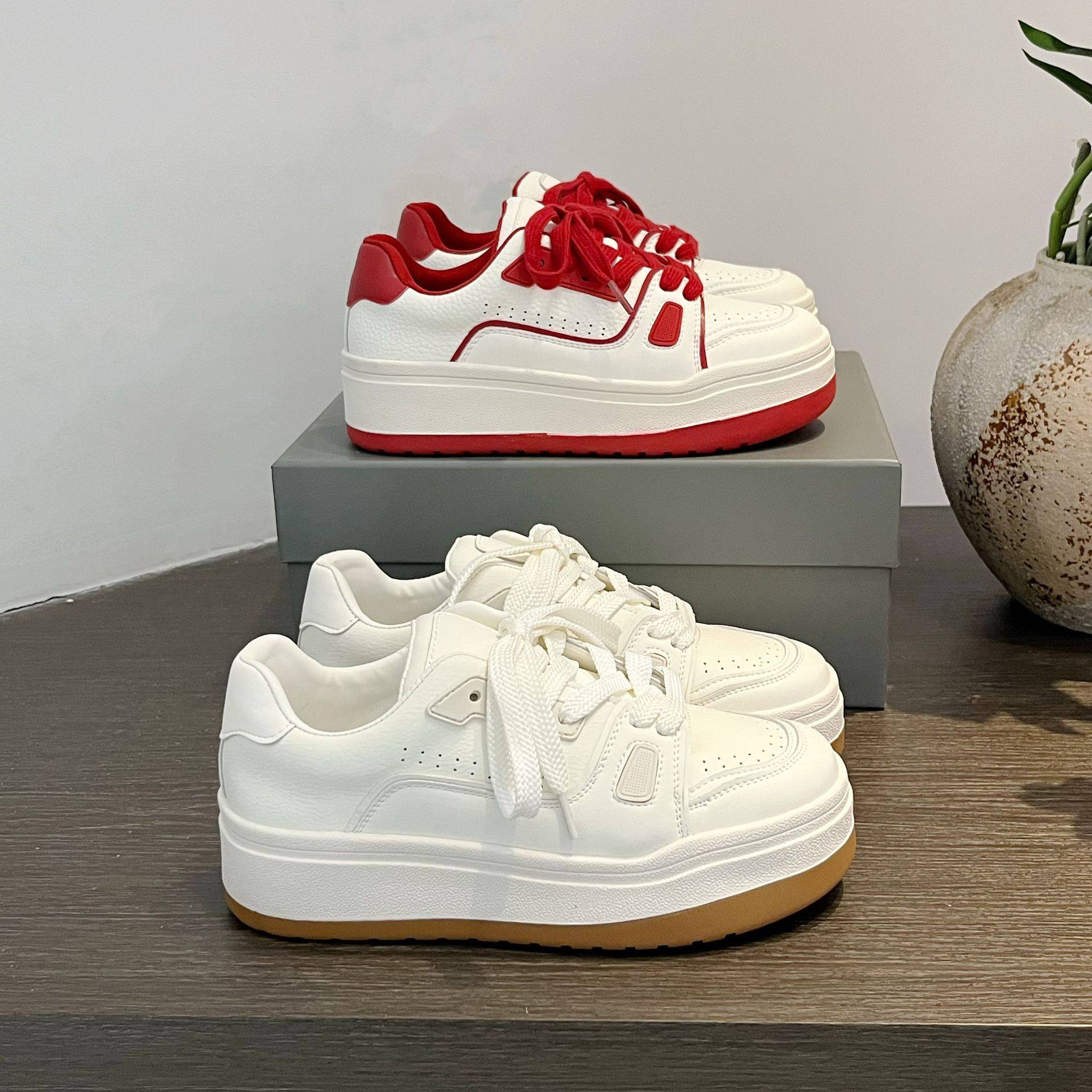 5cm厚底真皮小白鞋女百搭2026新款复古擦色运动休闲女鞋增高板鞋,女鞋,休闲板鞋,淘宝优惠券,粉丝福利购,淘宝优惠卷