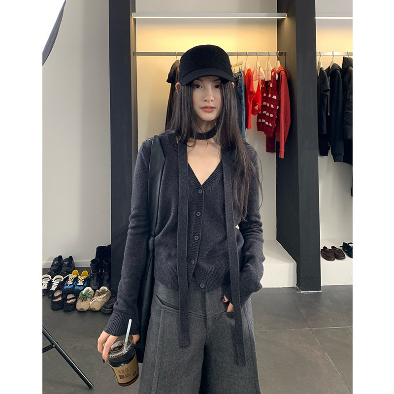 楠涛山羊绒挂脖针织开衫女秋季飘带V领显瘦高级感长袖毛衣外套