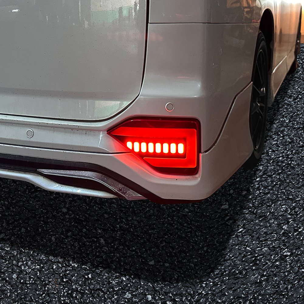 适用22款丰田VOXY/NOAH 90系后杠灯诺亚刹车高亮转向流水灯改装