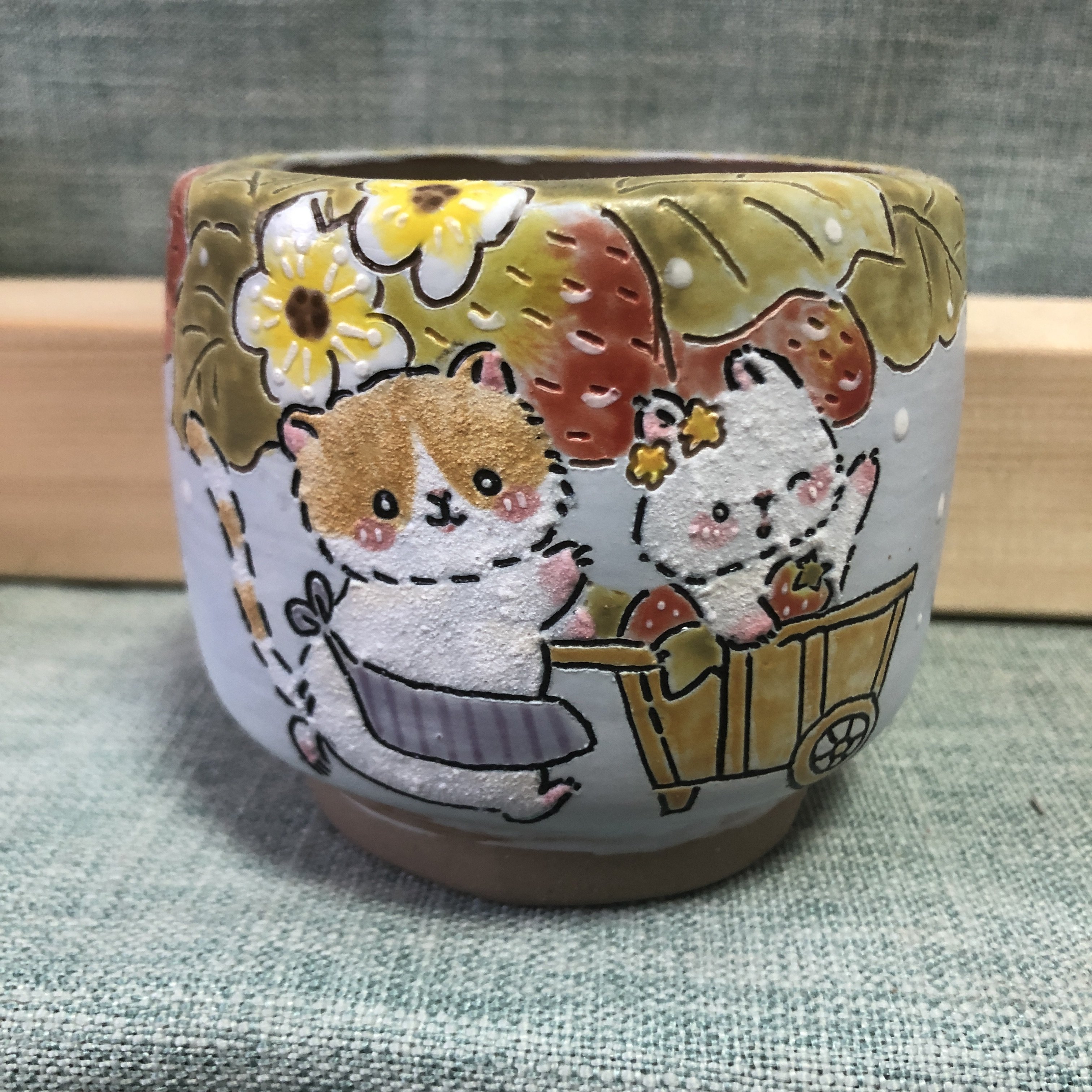 手绘多肉花盆釉烧陶瓷精工卡通网红可爱精美花盆