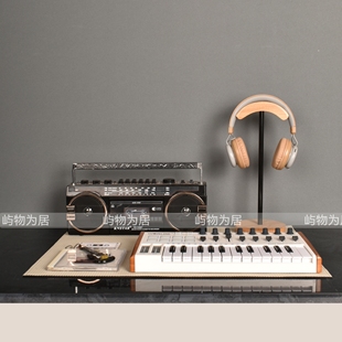 屿物为居 现代样板间书桌书柜音乐主题复古收音机磁带机饰品摆件
