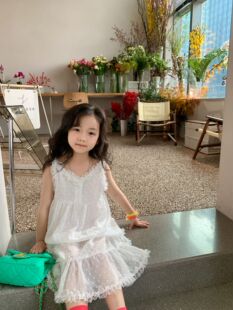 韩版儿童裙子23夏季新款女童洋气仙仙的花边吊带蕾丝提花连衣裙