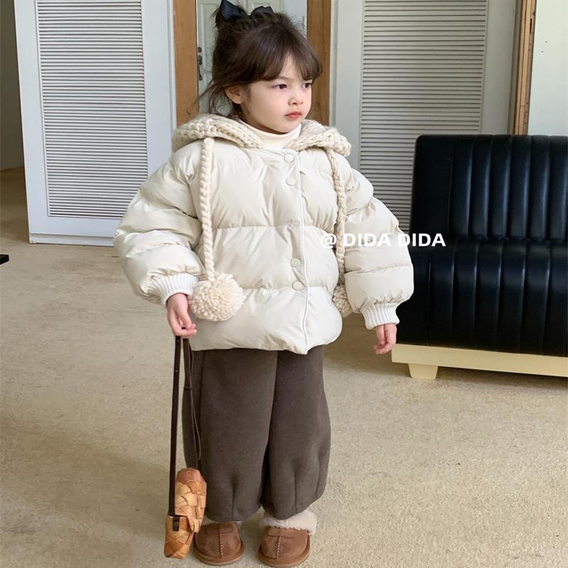 韩版儿童外套冬季新款女童洋气甜美连帽球球保暖棉衣棕色棉服