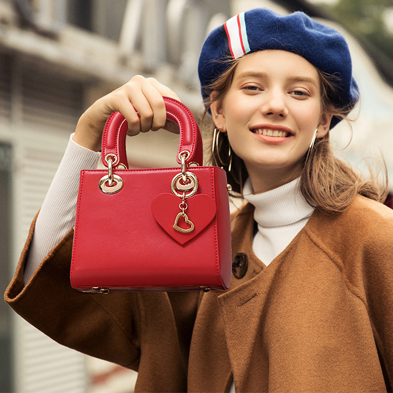 2019 new pattern Female bag genuine leather Handbag Western style red One shoulder Messenger Little bag bride Wedding packages Diana packagein the Leather/Lady bags/Men's bag, Ms. bags  category - from Buy2taobao.com to provide professional Taobao agent buy service