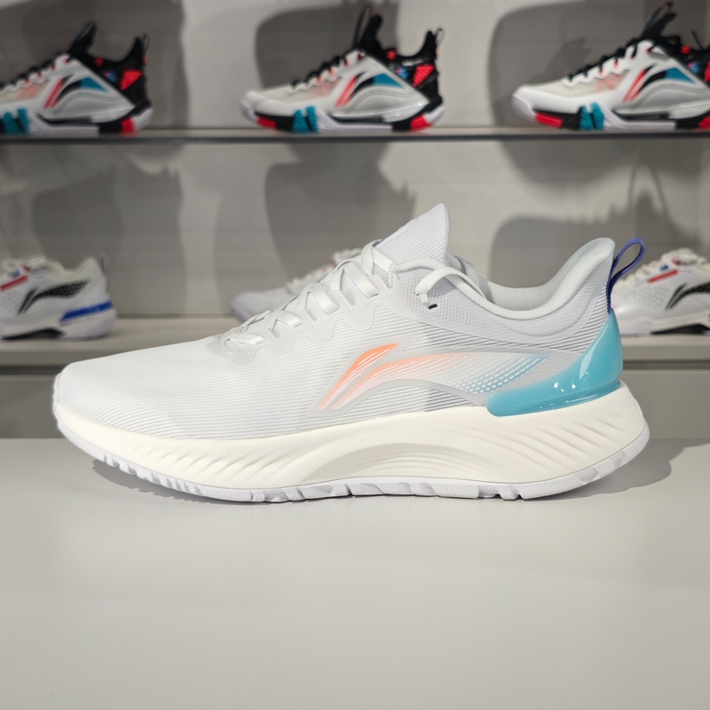 李宁男子减震跑鞋回弹