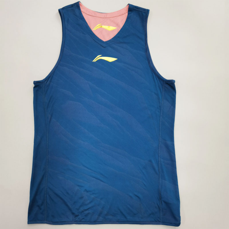 李宁双面穿篮球服CBA联赛装备