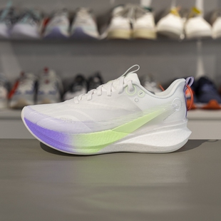 ARPV006 PRO女子䨻丝轻量高回弹竞速训练跑鞋 李宁2025新款 赤兔8