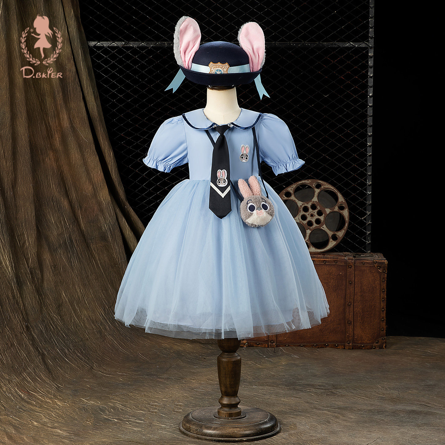 DO.CAT女童连衣裙兔子警官衣服