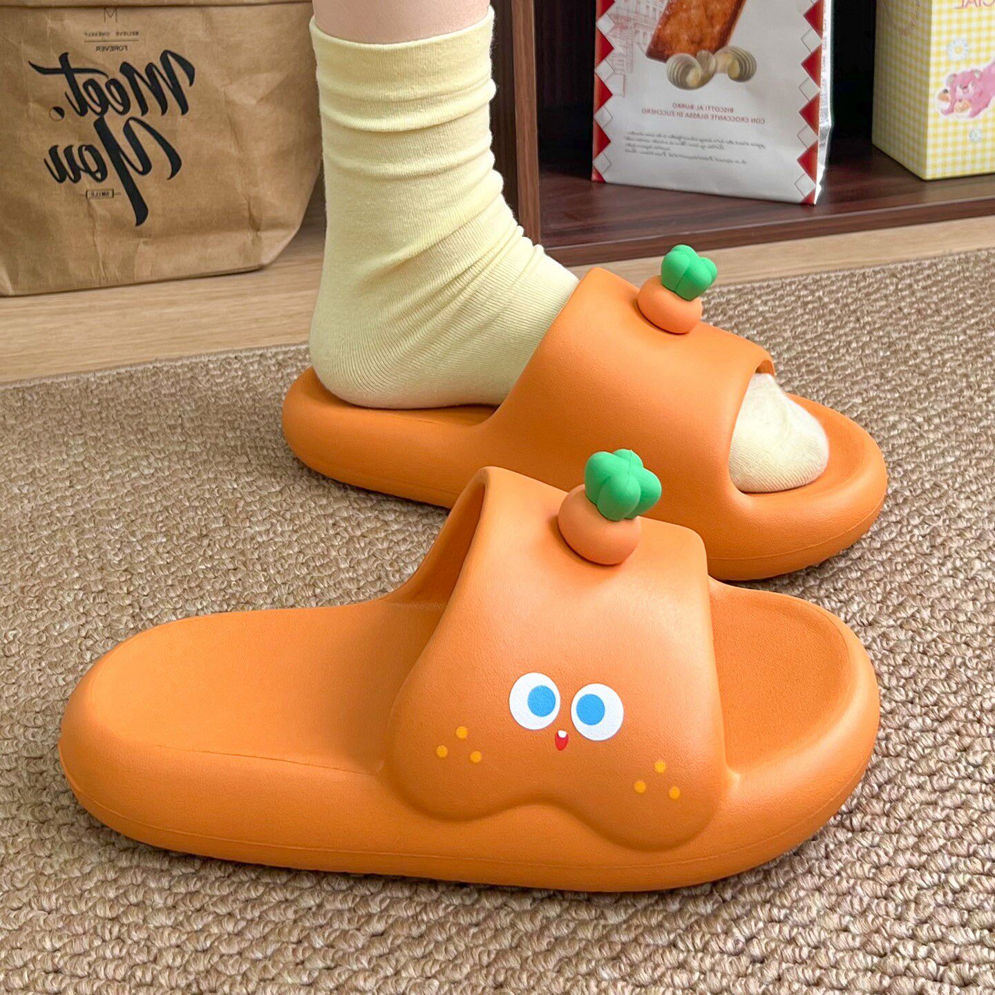 2026新款卡通蔬果EVA拖鞋女夏季居家外穿可爱胡萝卜番茄苹果凉拖