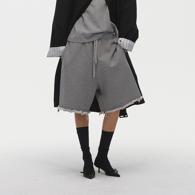 ECHOADE松弛慵懒 脚口手工剪花设计宽松阔腿过膝运动中裤