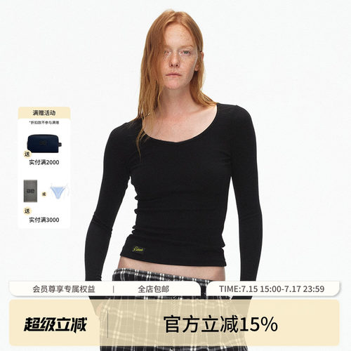 ECHOADE大圆领贴身长袖打底衫