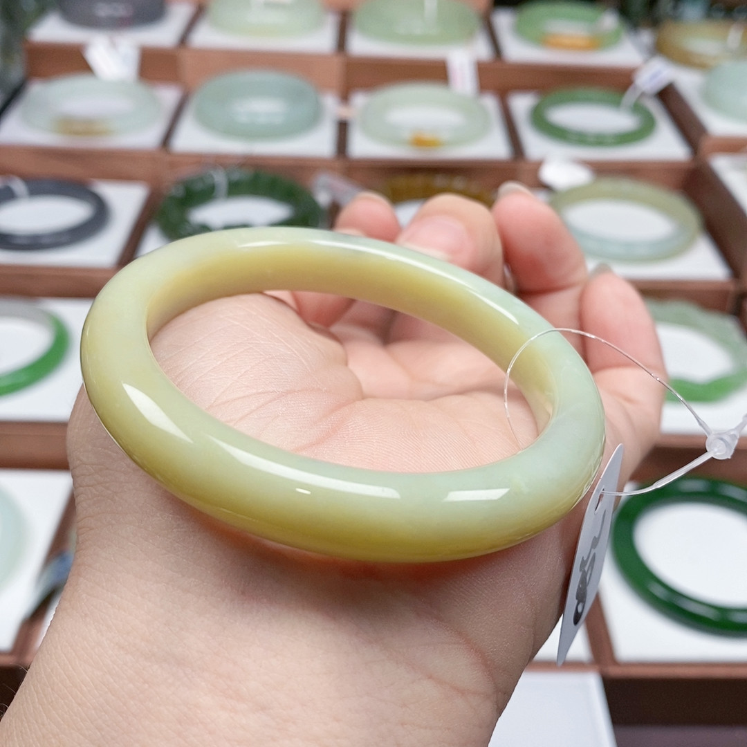 新疆鸡油黄黄口55大漏,珠宝/钻石/翡翠,其他,淘宝优惠券,粉丝福利购,淘宝优惠卷