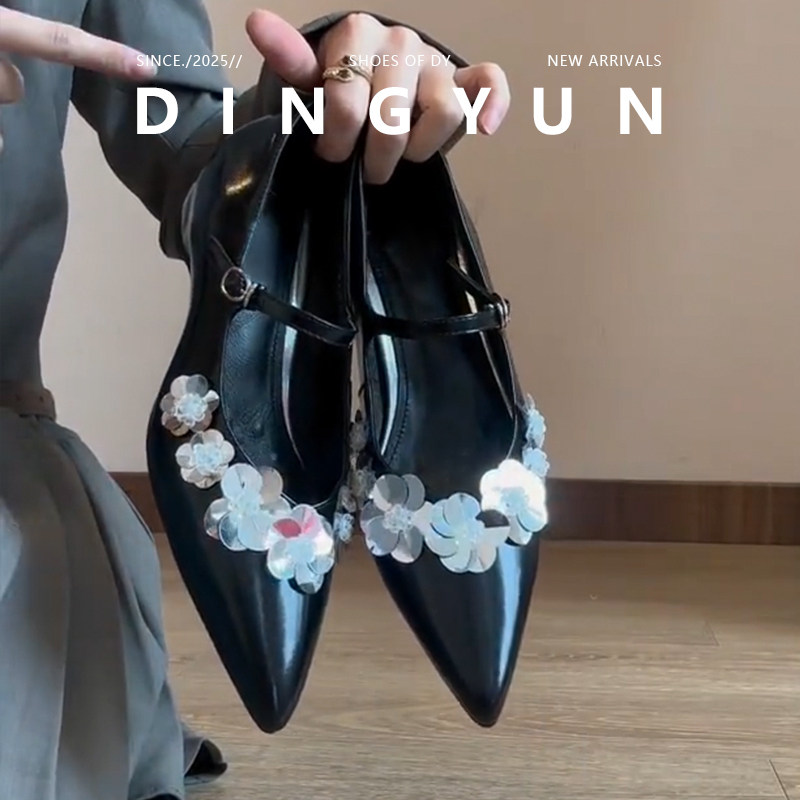 复古百搭尖头水钻玛丽珍鞋女