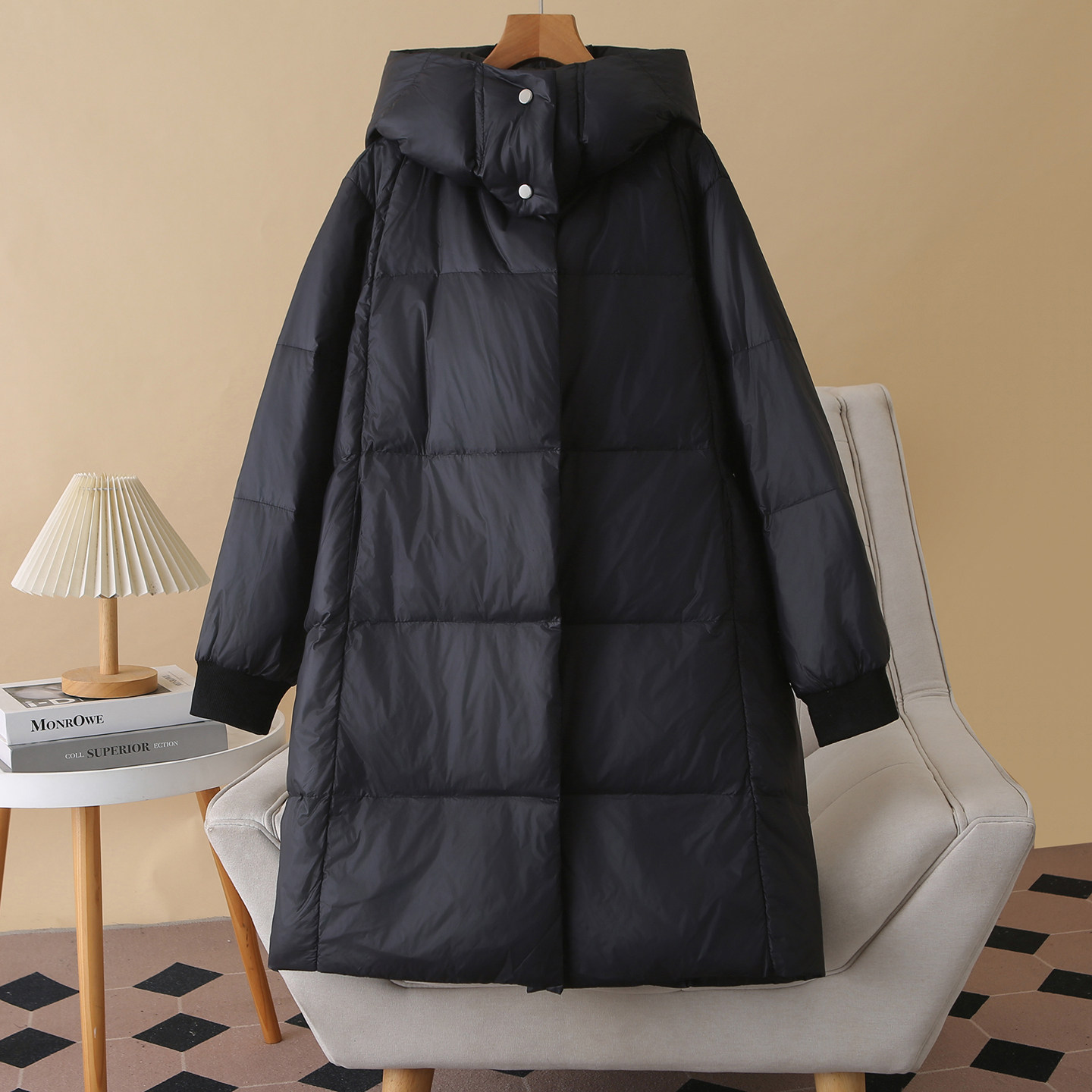 羽绒服女200斤大码2026年新款胖妹妹宽松长款薄款白鸭绒连帽外套