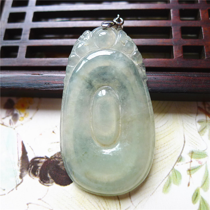 正品天然翡翠A货老坑种翡翠 精美路路通吊坠 配鉴定证书