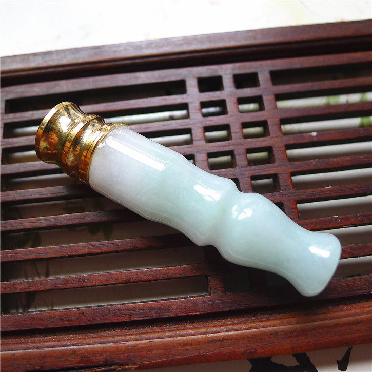 缅甸天然翡翠A货老坑种 精美水润烟嘴 配证书