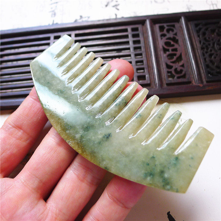 正品天然翡翠A货老坑种翡翠 精美梳子 配鉴定证书