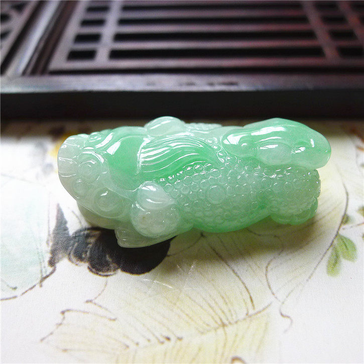 正品天然翡翠A货老坑种翡翠 如意金蝉吊坠 配鉴定证书