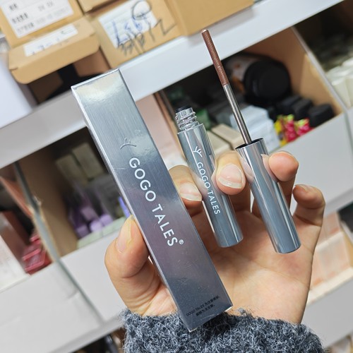 神奇小银棒睫毛膏~真的不晕染