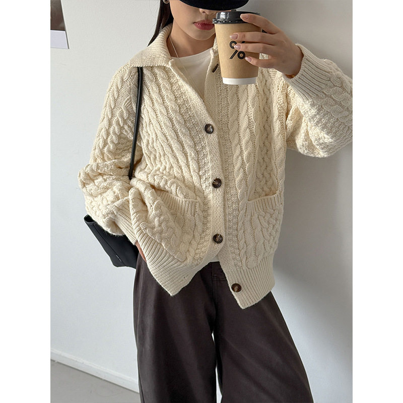 秋季新品上新韩系翻领休闲加厚宽松毛衣女针织外套8822-1