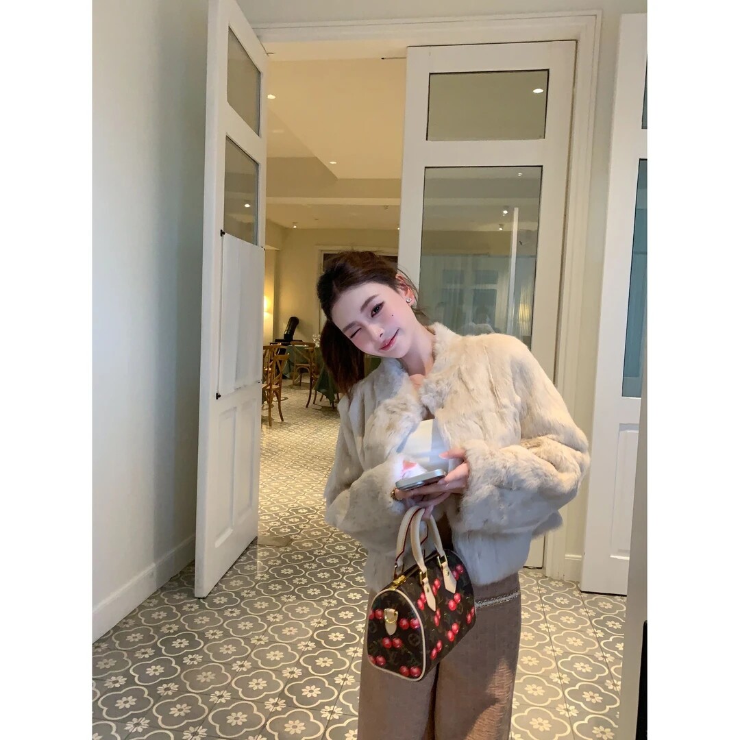 【兔兔公主】文文私服 秋冬气质百搭轻奢设计感皮草WWX5PC1692