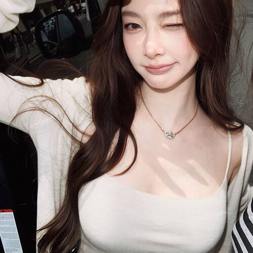 吊带背心+针织开衫上衣套装