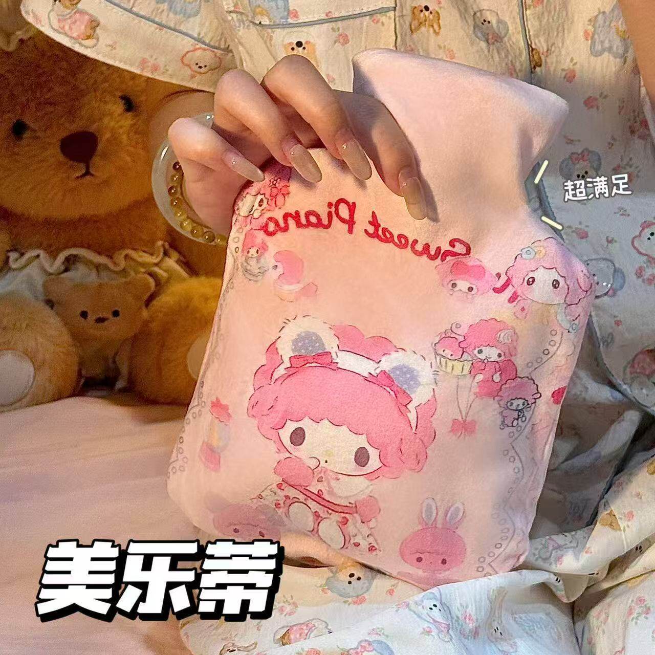 冬季美乐蒂注水加厚热水袋暖手包大号可爱卡通热敷暖手袋女