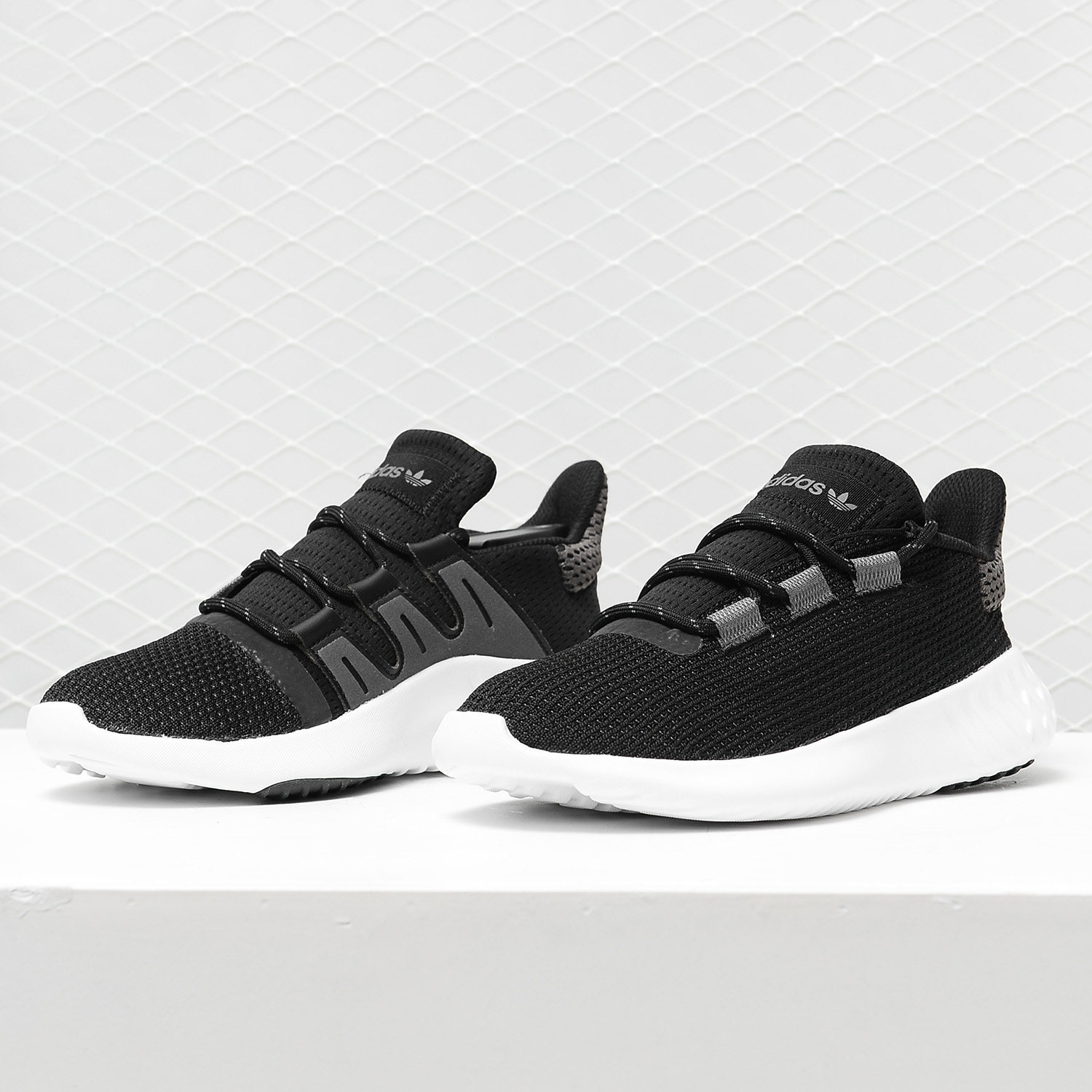 Adidas/阿迪达斯正品TUBULAR DUSK 大童休闲经典鞋B42046