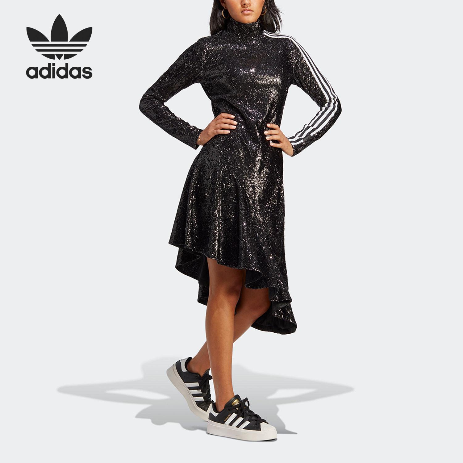 Adidas/阿迪达斯正品三叶草女士时尚亮片休闲连衣裙HR3413