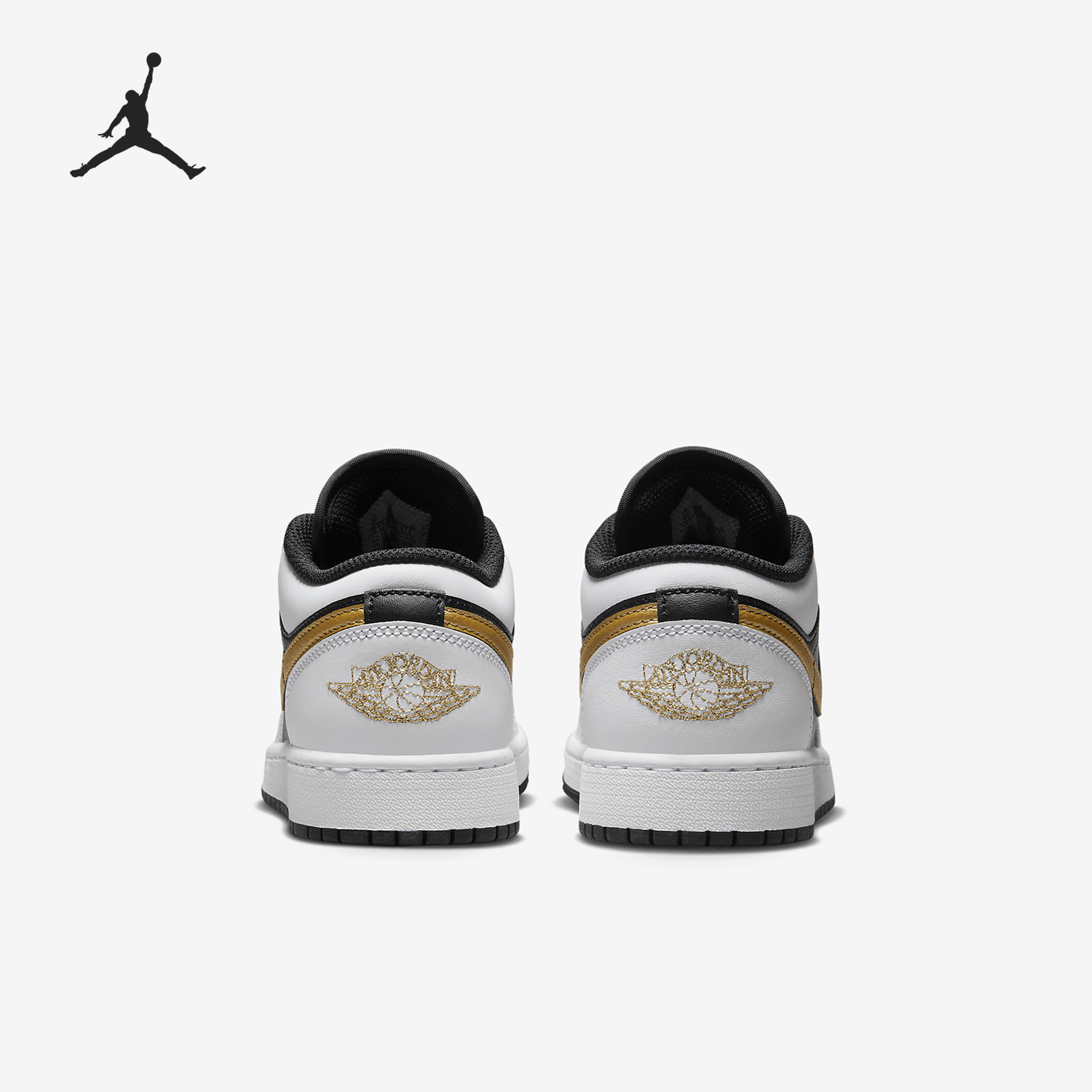 耐克大童运动训练篮球鞋