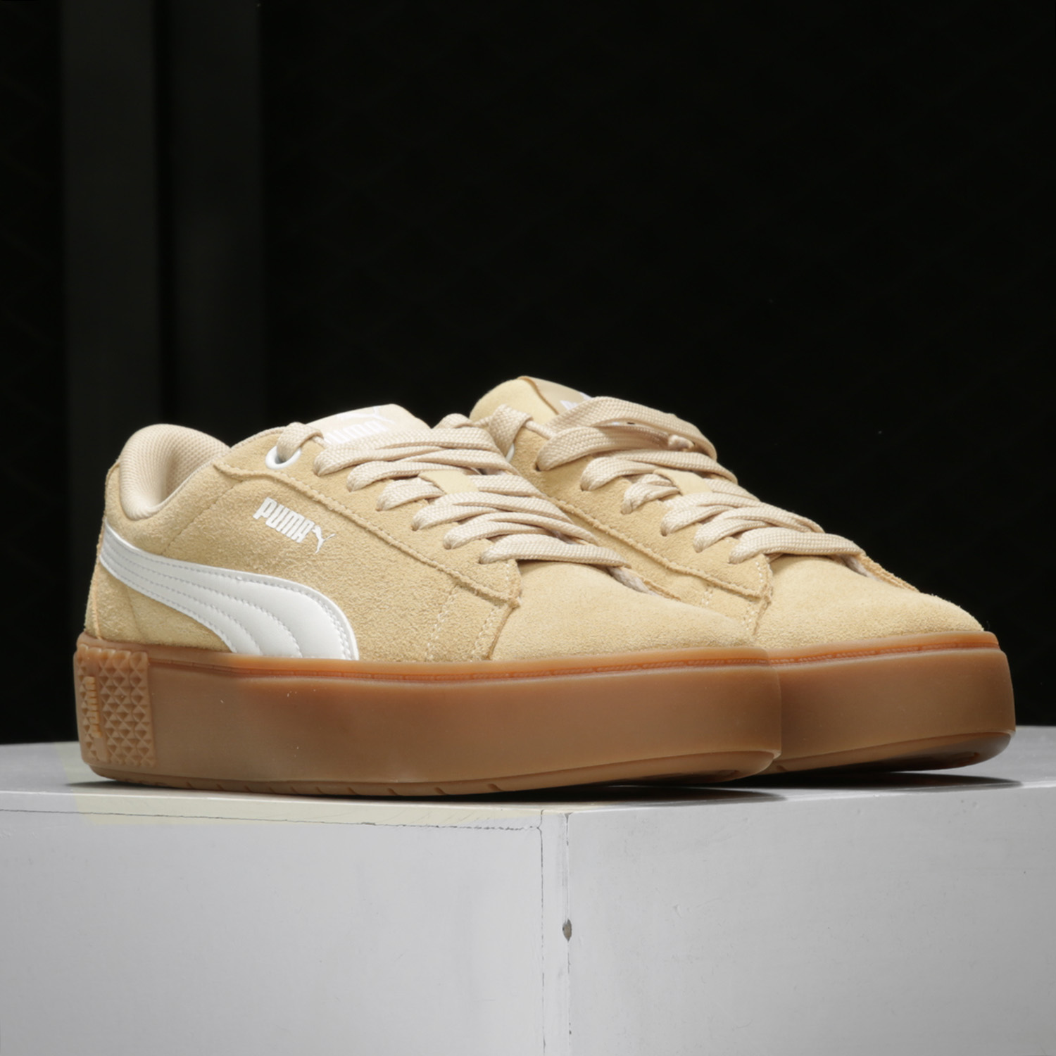 Puma/彪马正品秋冬季新款 女子防滑运动鞋休闲板鞋 373037-03