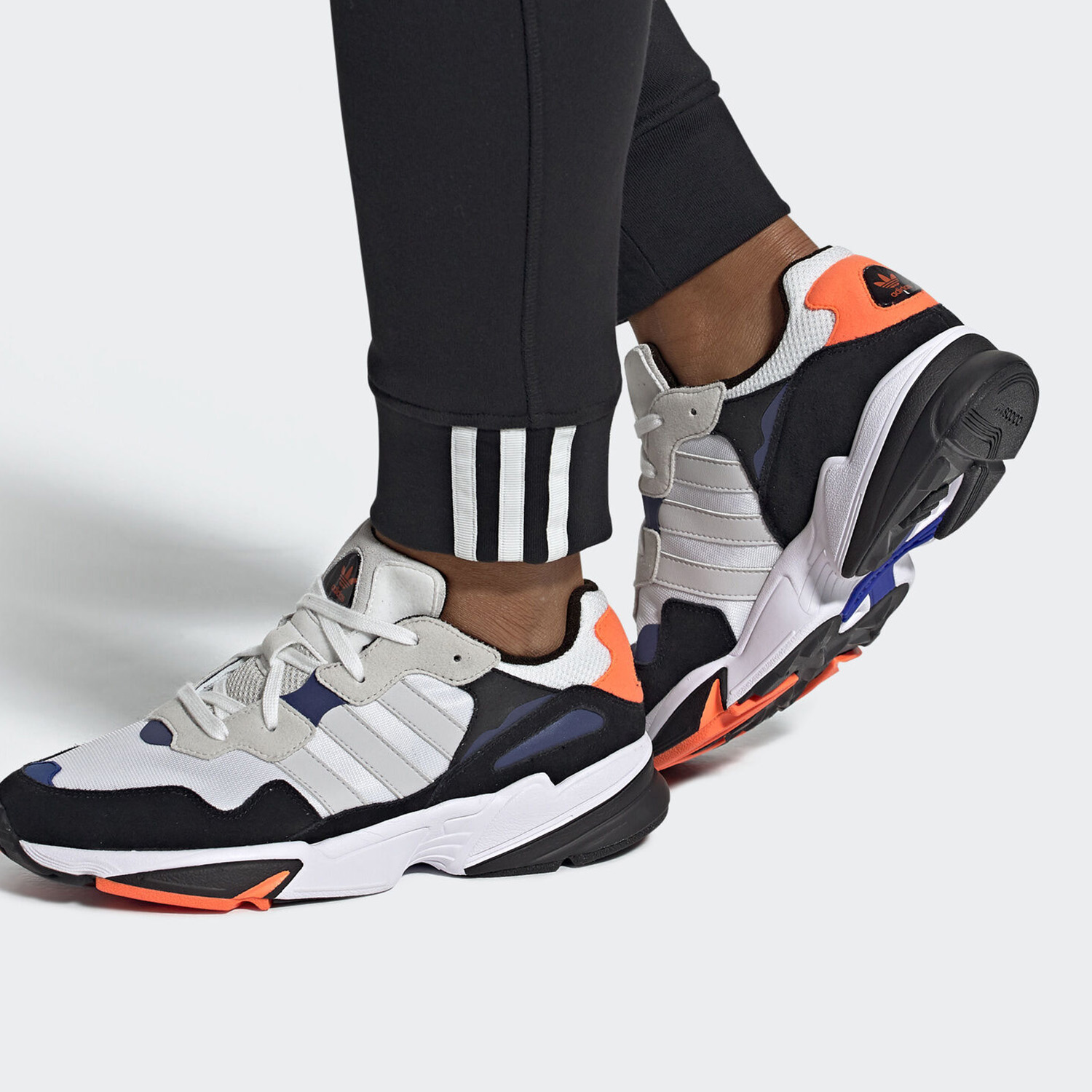 阿迪达斯男子轻便休闲鞋